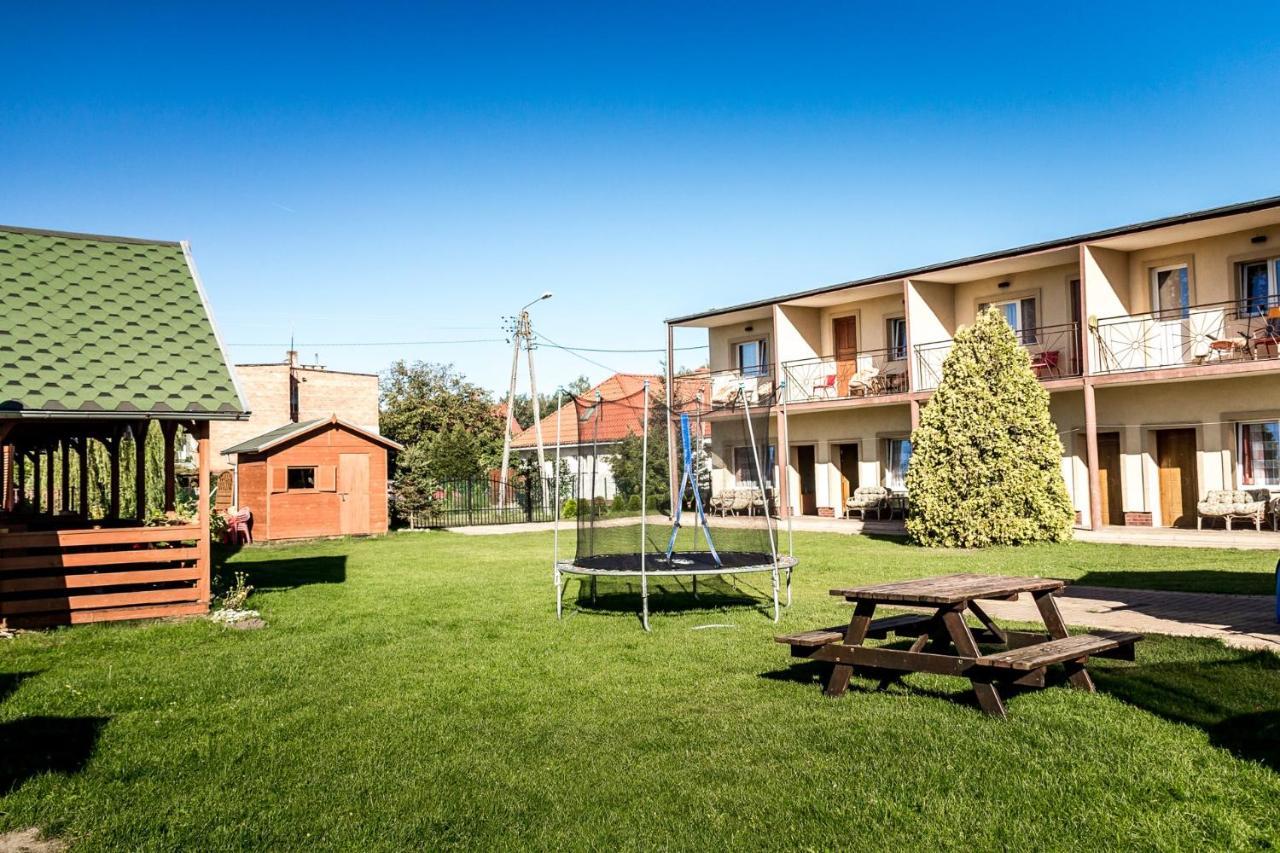 Pokoje I Domki Nadmorskie - Bajkowa Mierzeja Stegna  Exterior foto